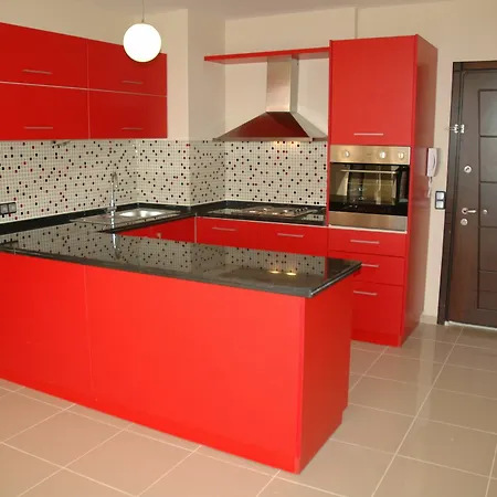 Aparthotel Whispering Sands 3*