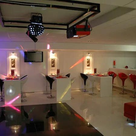 Aparthotel Whispering Sands