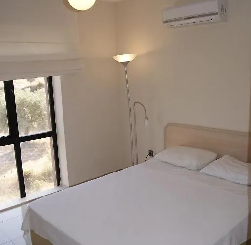 Apart-hotel Whispering Sands 3*