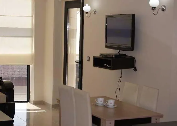 Apart-hotel Whispering Sands 3*