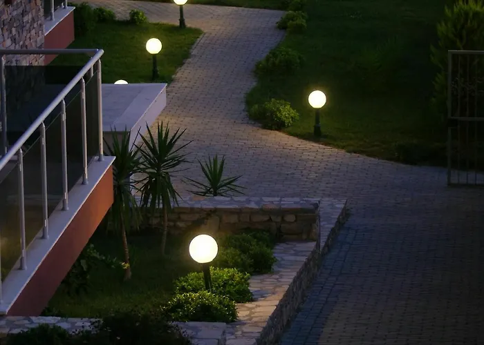 Whispering Sands Apart-hotel 3*