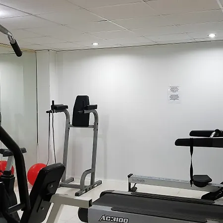 Whispering Sands Apart Otel 3*