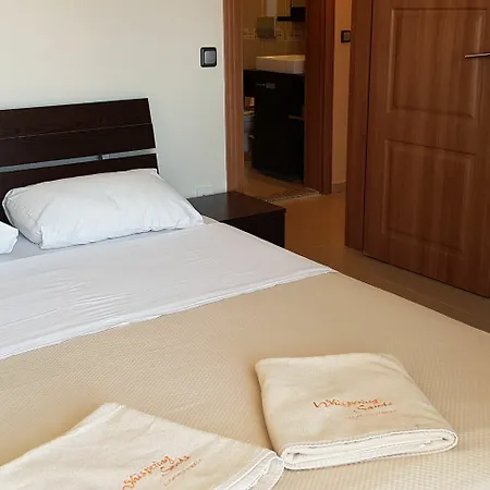 Whispering Sands Kusadası