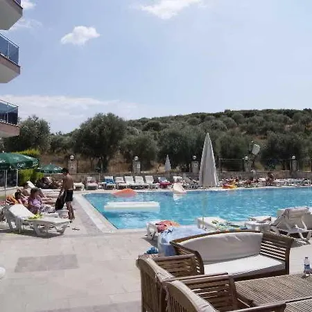 Whispering Sands Lägenhetshotell 3*