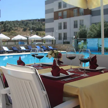 Whispering Sands Lägenhetshotell Kusadası